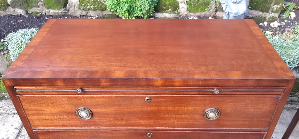 Mahogany chest of drawers Regency  View V