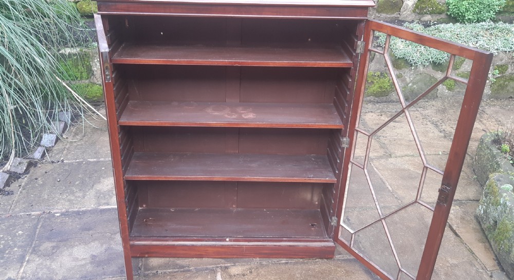 Pretty glazed bookcase mahogany  View IX