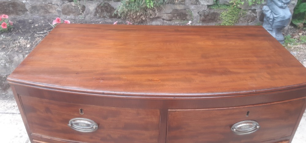 Lovely small  bow front chest of drawers Georgian  View VI
