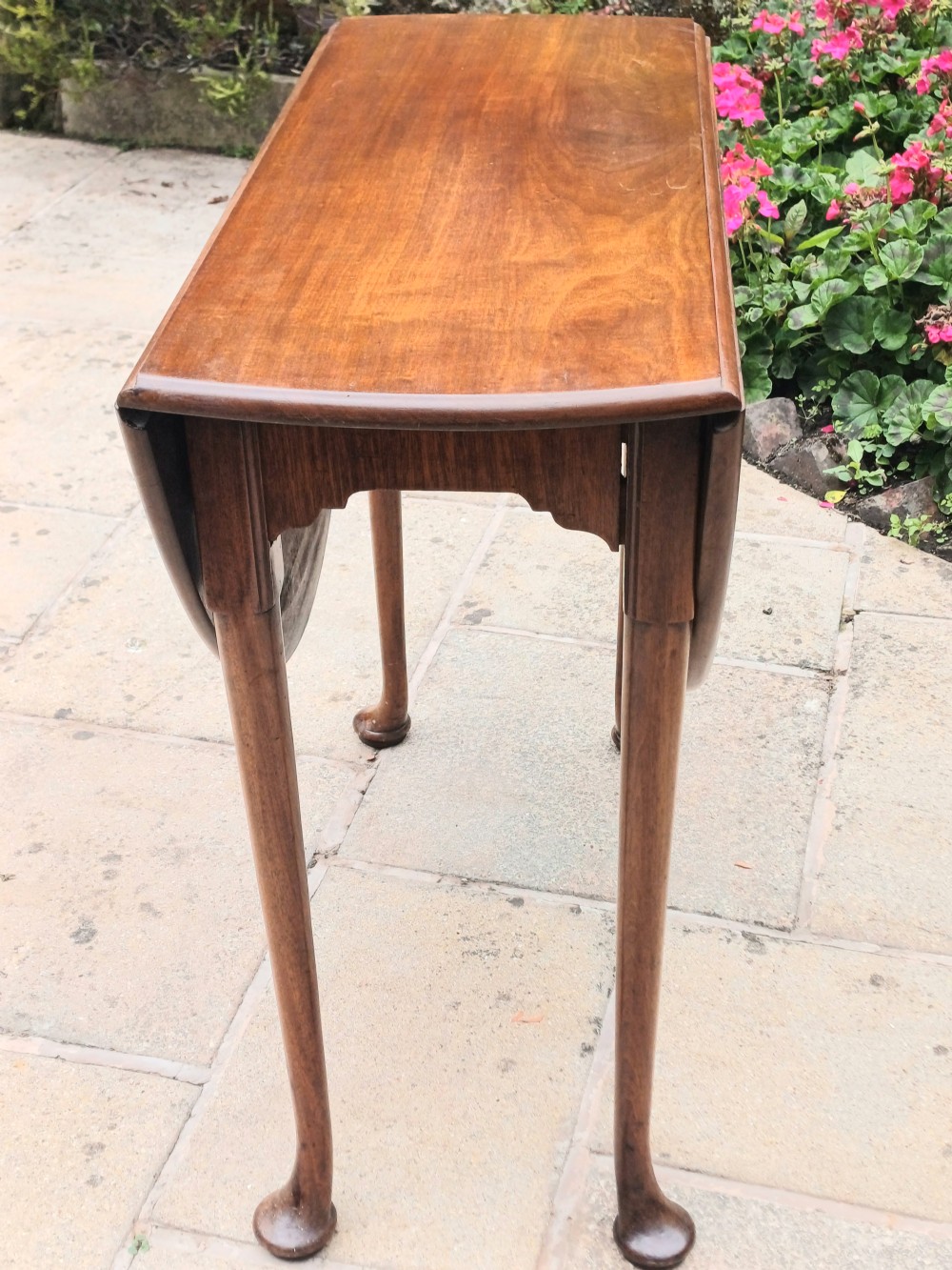 Small mahogany dining table drop leaf 19th century  View VI