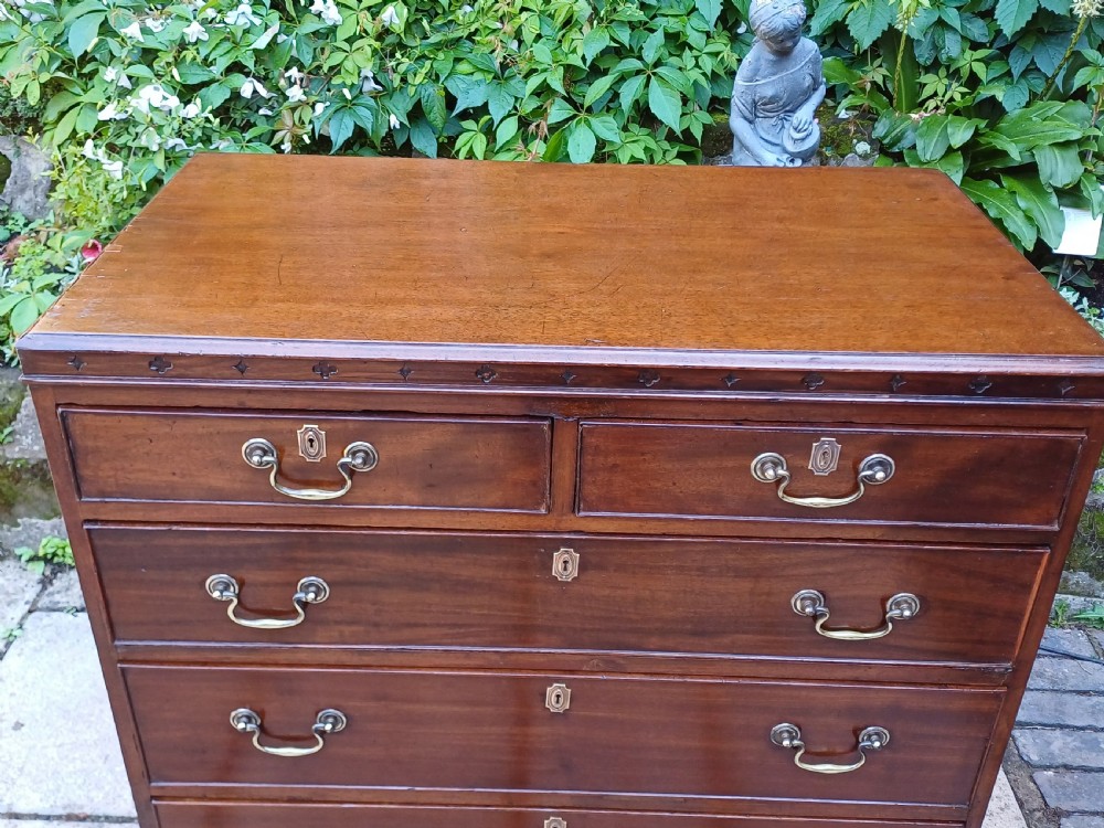 Georgian 18th century mahogany chest of drawers  View IV