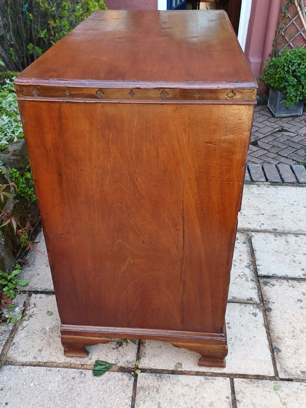 Georgian 18th century mahogany chest of drawers  View V