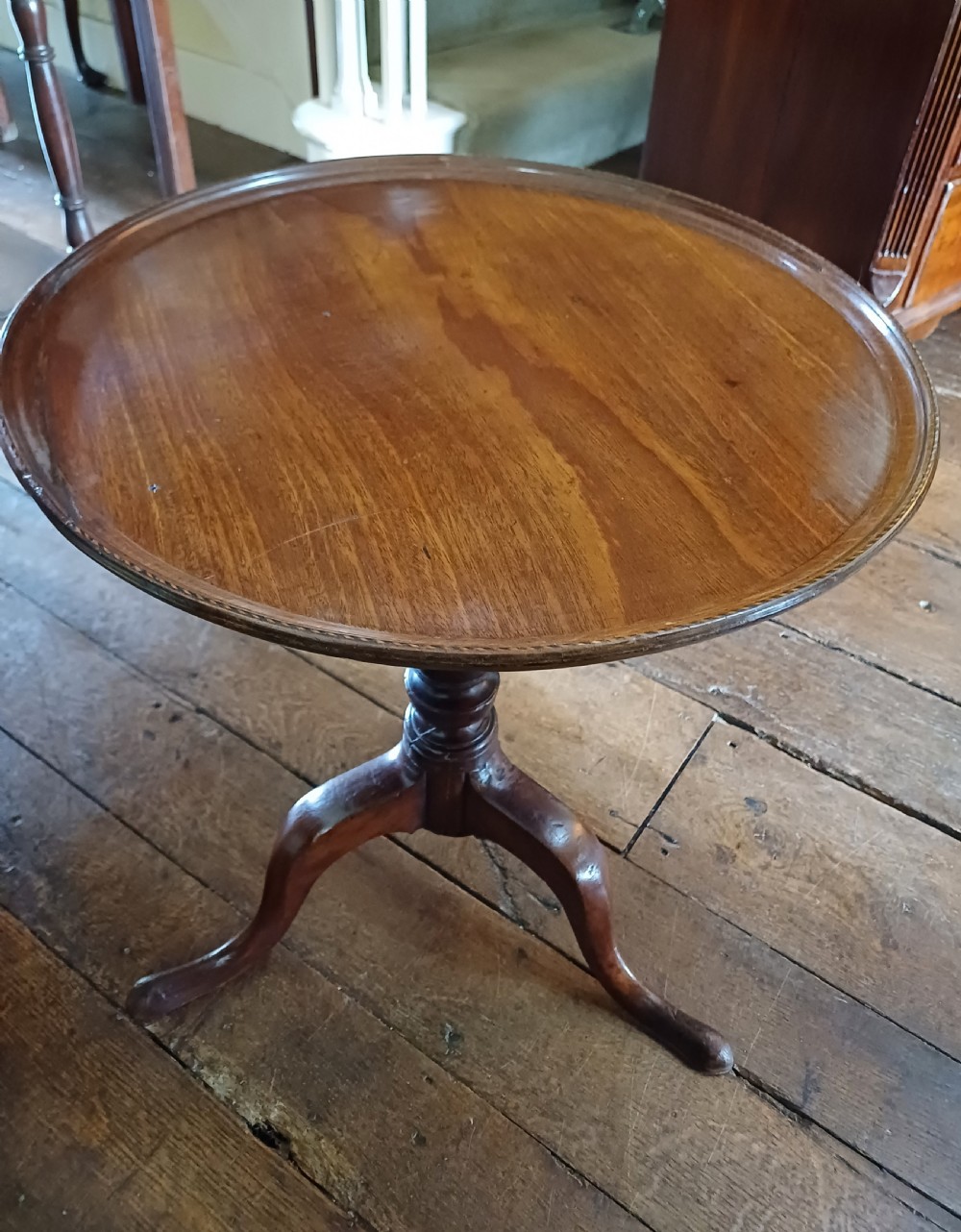 A really sweet Georgian low tripod table  View IV