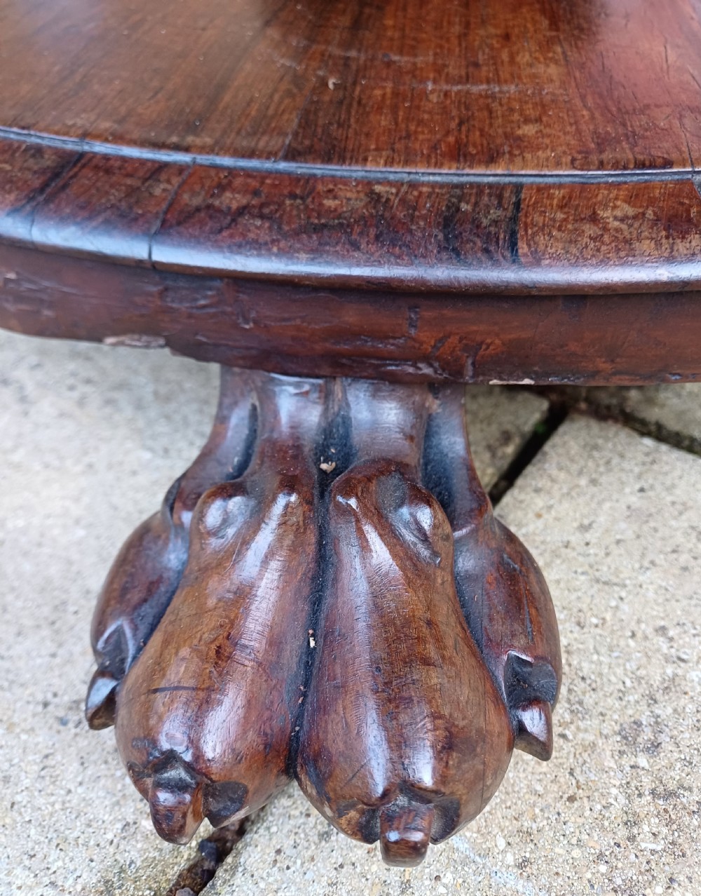 Rosewood  centre circular dining table  View XI