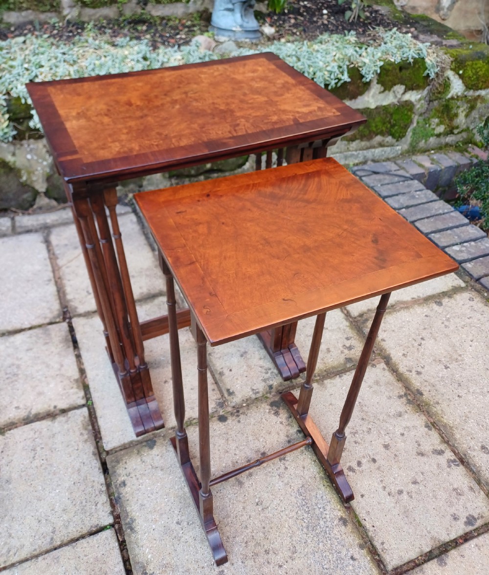 Nest of 4 tables rosewood, amboyna  View IV