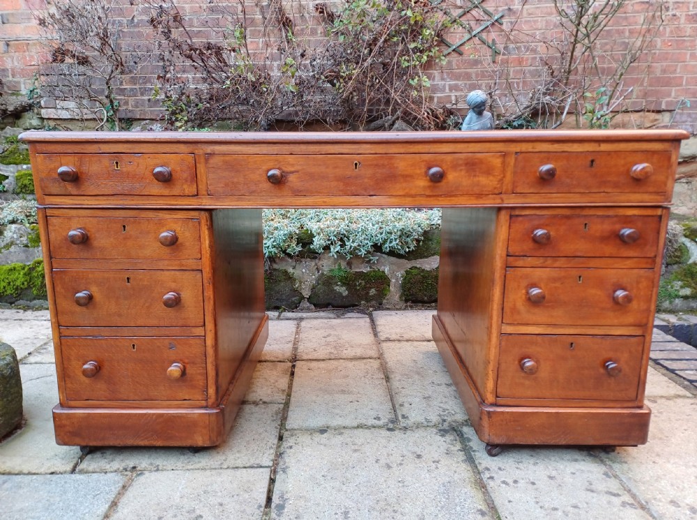 Oak pedestal desk Victorian View IV