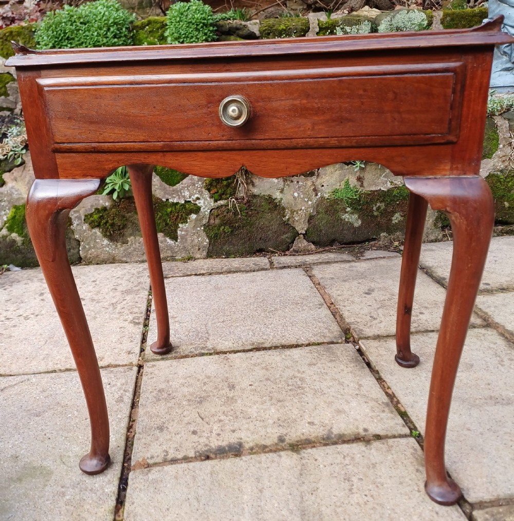 Low mahogany table cabriole legs View VII