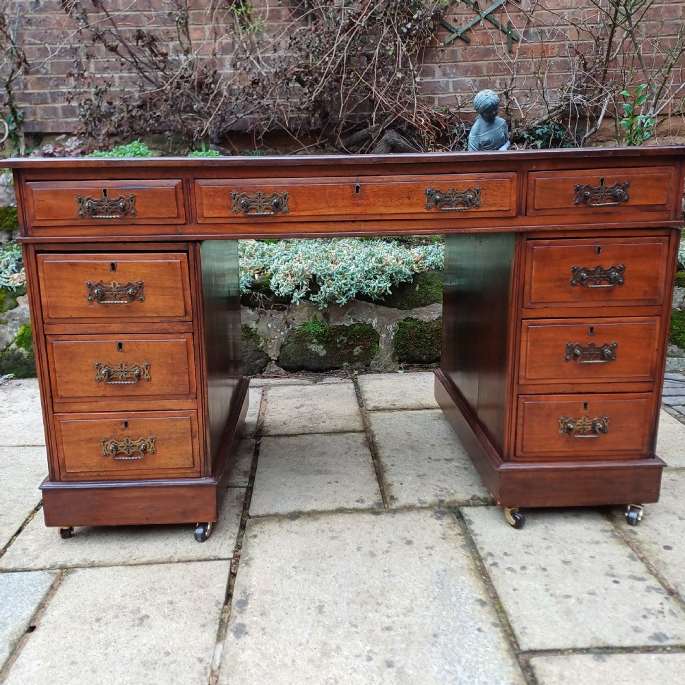 Victorian mahogany pedestal desk  View III