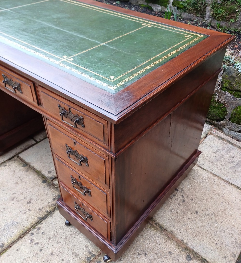 Victorian mahogany pedestal desk  View IX