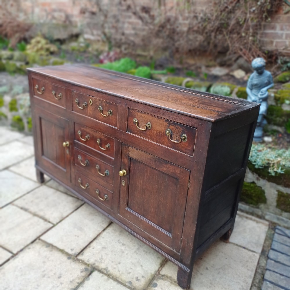 Oak dresser base 18th century  View III