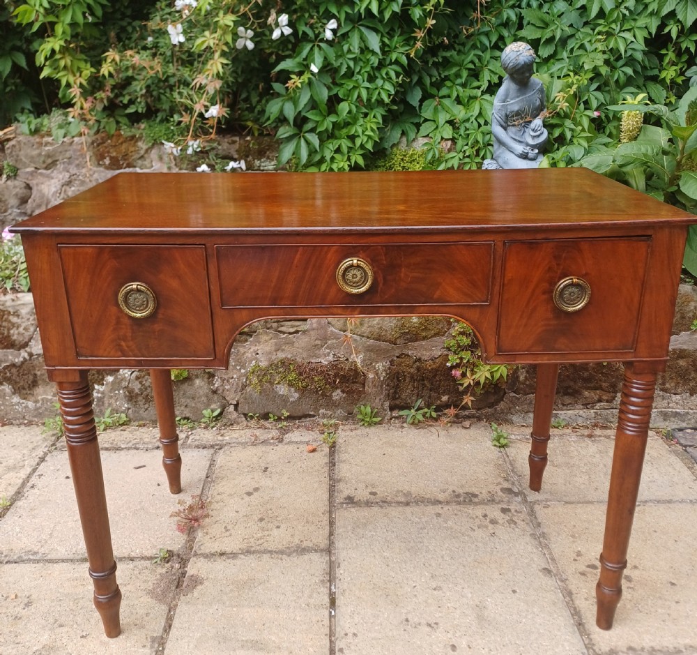 Mahogany dressing table. Regency
