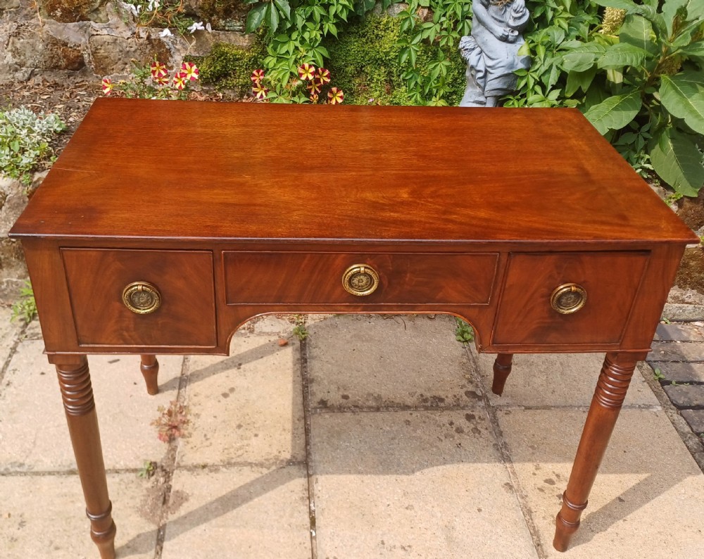 Mahogany dressing table. Regency View V