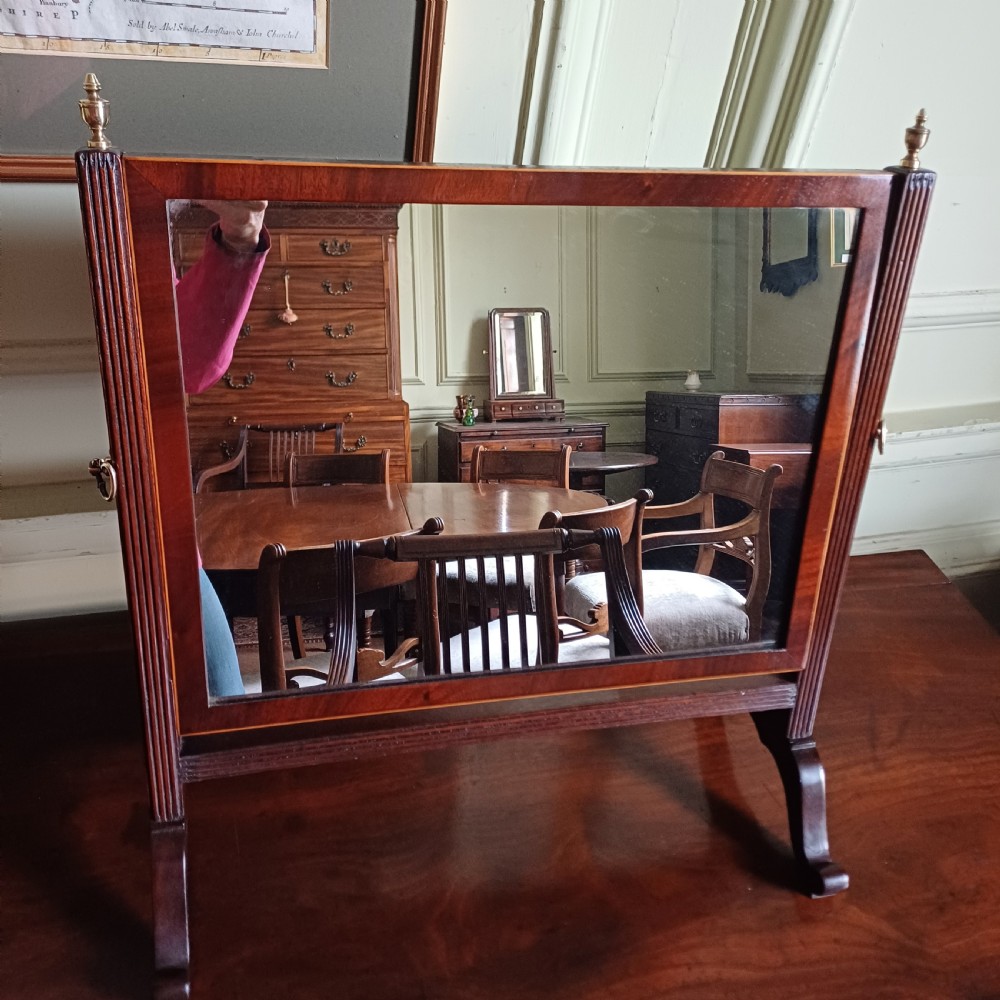 Georgian dressing table mirror View II