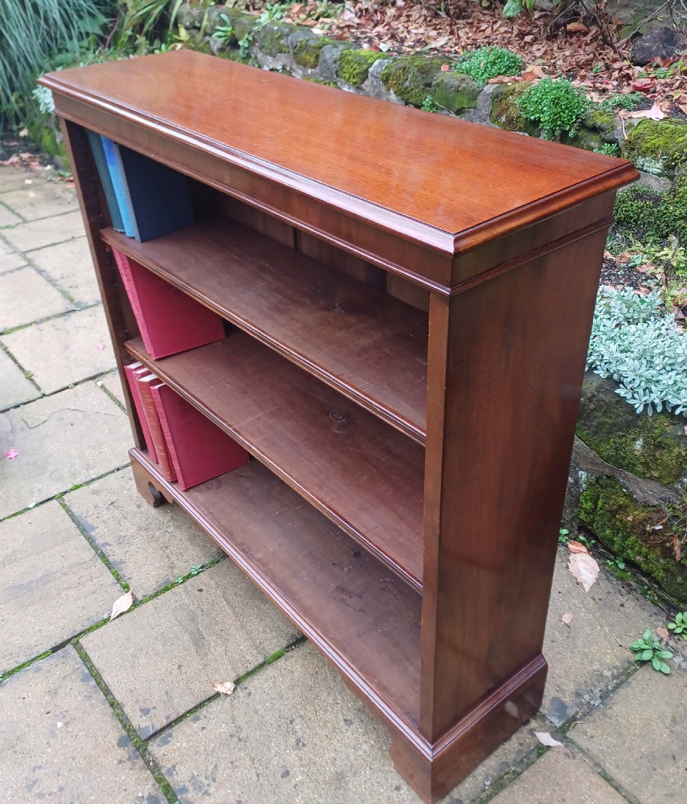 Victorian mahogany bookcase View VI