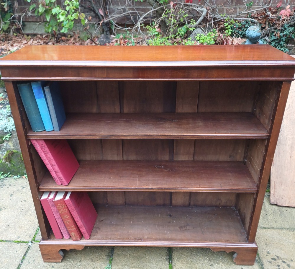 Victorian mahogany bookcase View VII