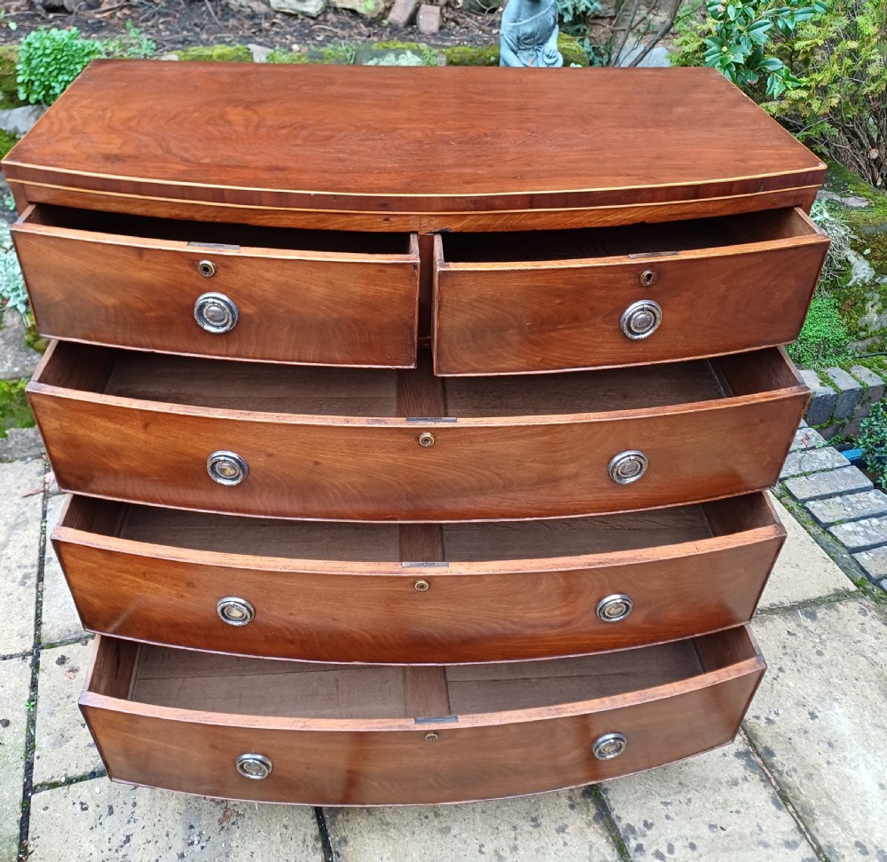 Georgian mahogany bow fronted front chest of drawers  View VII