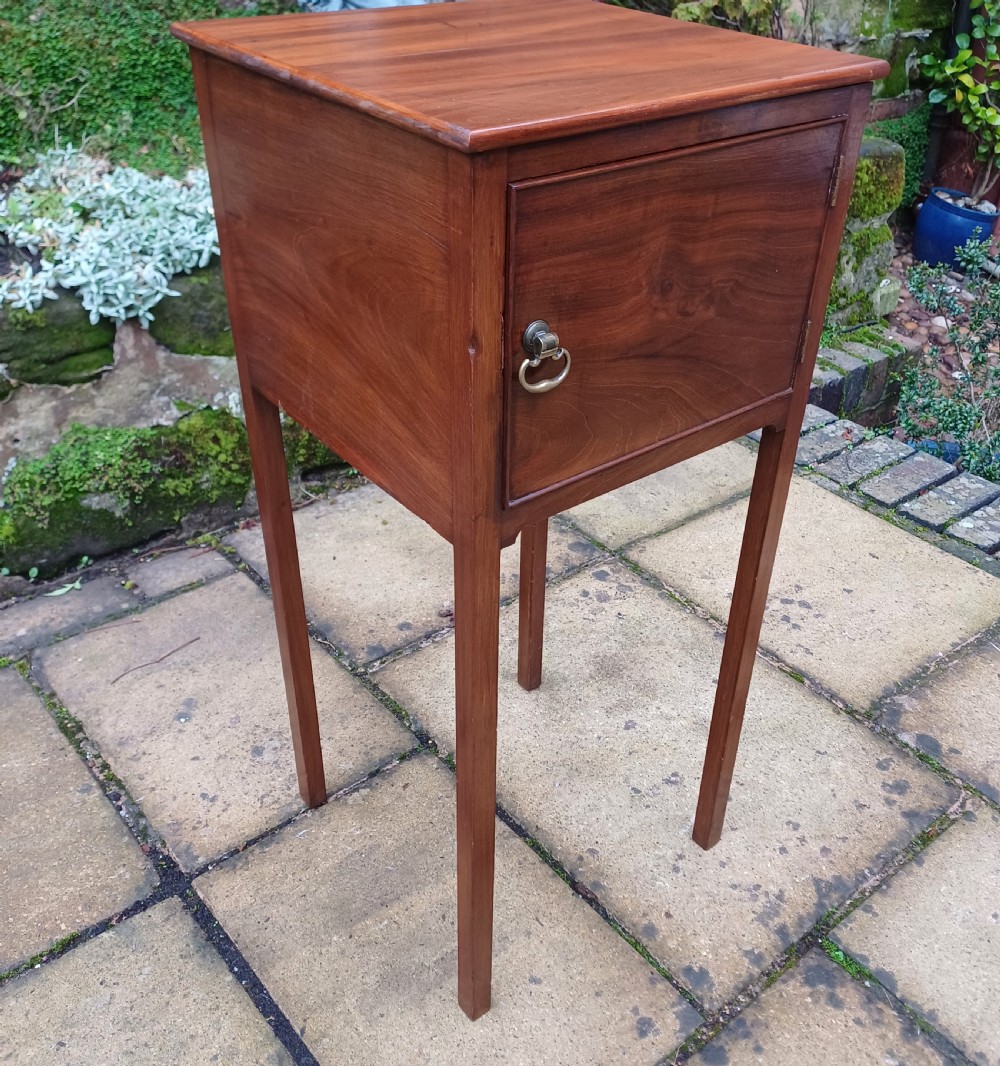 Elegant Georgian bedside cupboard mahogany  View III