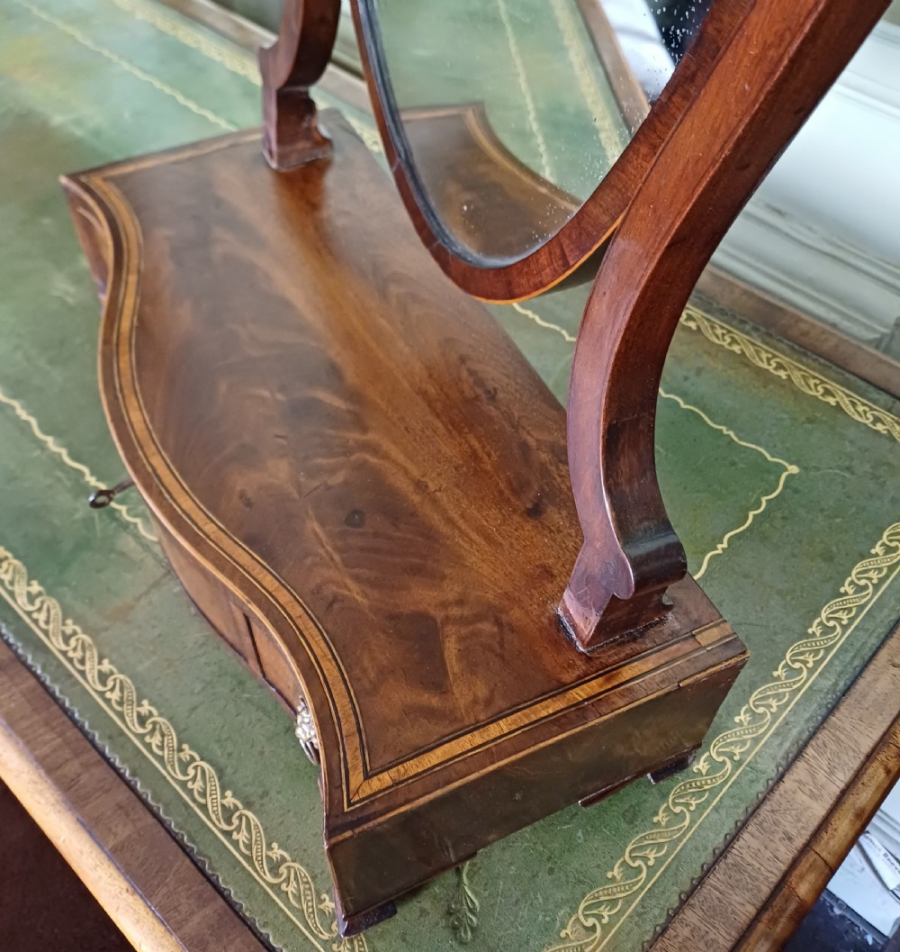 Beautiful Georgian toilet dressing mirror  serpentine  View VII
