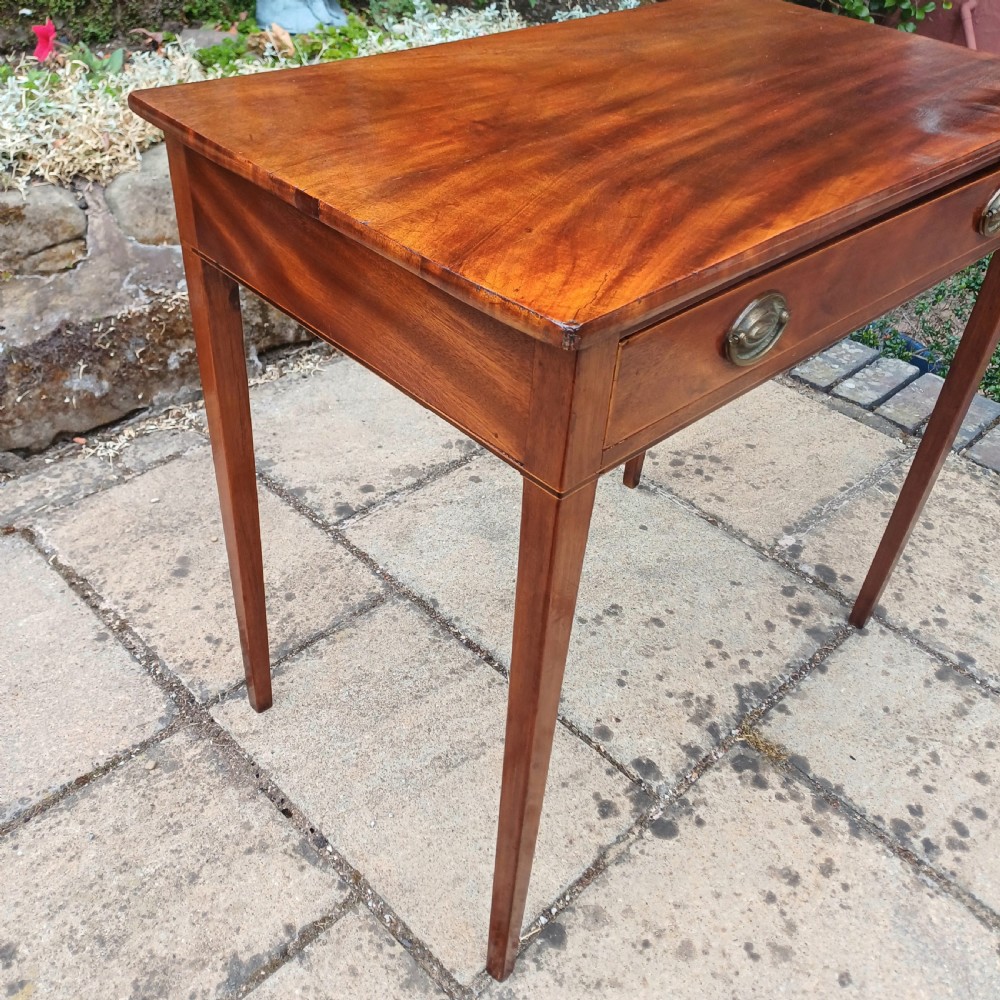 Small Georgian mahogany side table  View IV