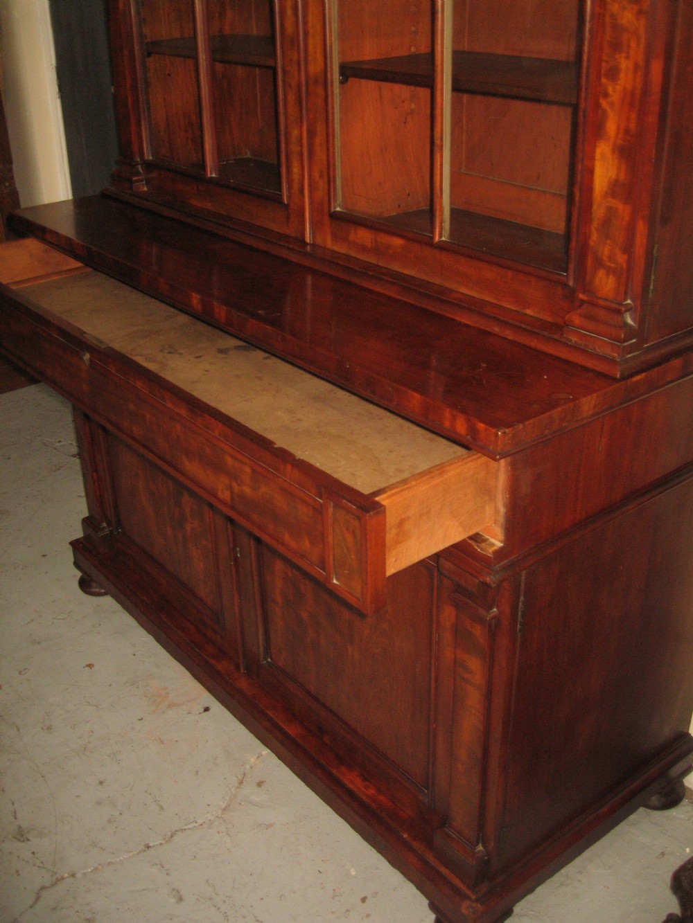 Large  19th century mahogany cupboard bookcase View VII