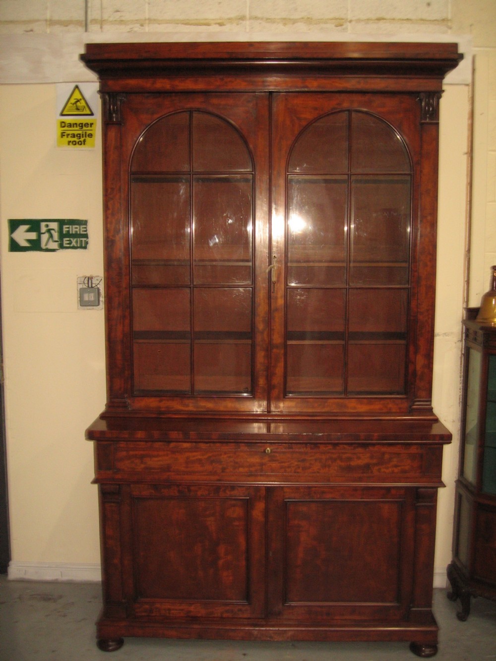 Large  19th century mahogany cupboard bookcase View XIV