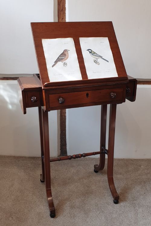 AN ANTIQUE MAHOGANY OCCASIONAL TABLE WITH ADJUSTABLE READING STAND - ADDITIONAL PHOTO 4