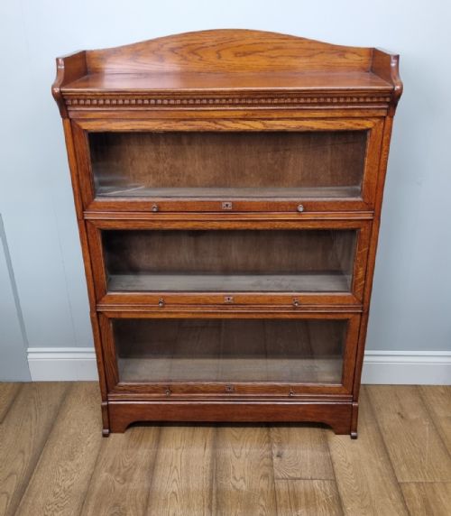 AN ANTIQUE OAK 3 TIER GLOBE WERNICKE STYLE BOOKCASE - ADDITIONAL PHOTO 2