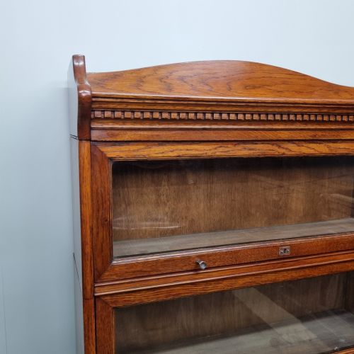 AN ANTIQUE OAK 3 TIER GLOBE WERNICKE STYLE BOOKCASE - ADDITIONAL PHOTO 6