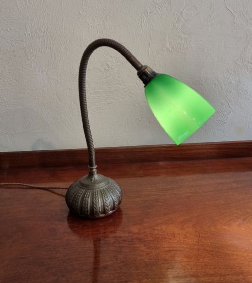 ANTIQUE ADJUSTABLE DESK LAMP WITH A FLEXIBLE STEM - ADDITIONAL PHOTO 6