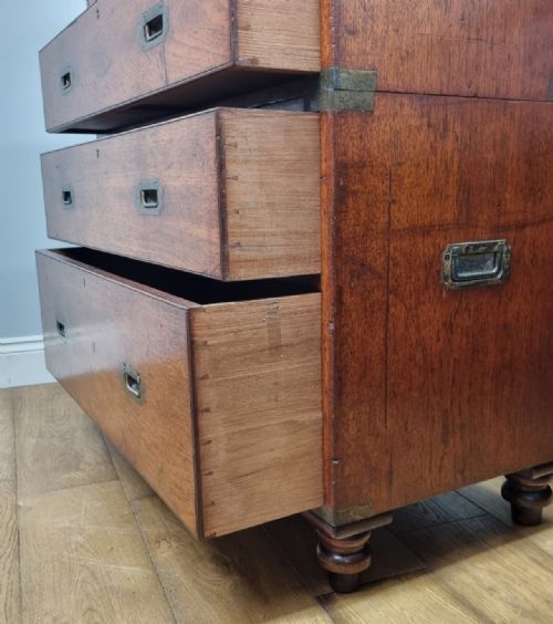 A FINE ANTIQUE CAMPAIGN CHEST OF DRAWERS BY S W SILVER CO - ADDITIONAL PHOTO 7