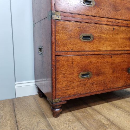 A FINE ANTIQUE CAMPAIGN CHEST OF DRAWERS BY S W SILVER CO - ADDITIONAL PHOTO 9