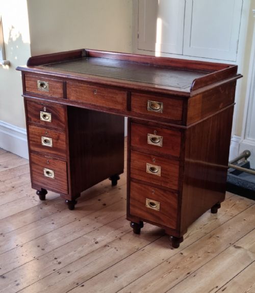 19TH CENTURY MAHOGANY CAMPAIGN DESK - ADDITIONAL PHOTO 10