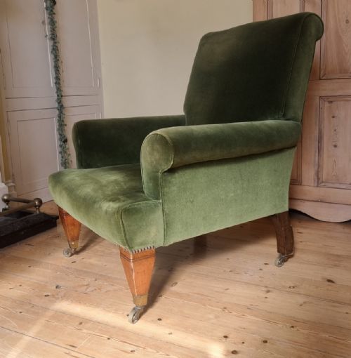 A HANDSOME AND OVERSIZED ANTIQUE EDWARDIAN ARMCHAIR - ADDITIONAL PHOTO 2