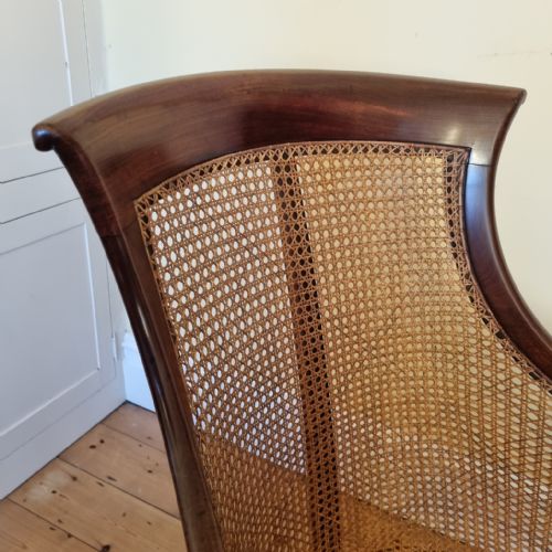 AN ANTIQUE MAHOGANY BERGRE LIBRARY CHAIR - ADDITIONAL PHOTO 14