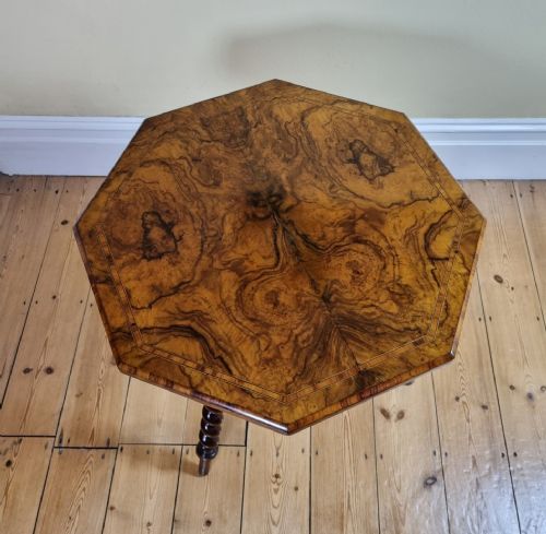 ANTIQUE WALNUT OCCASIONAL OR LAMP TABLE - ADDITIONAL PHOTO 3