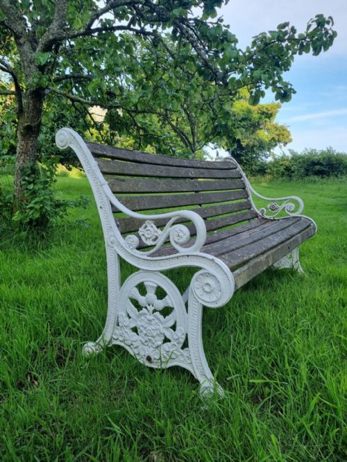 a cast iron garden bench to celebrate queens victoria's golden jubilee in 1887 - CATEGORY: ANTIQUE FURNITURE - DATED 19TH CENTURY