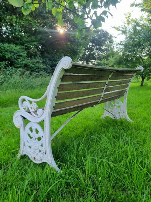 A CAST IRON GARDEN BENCH TO CELEBRATE QUEENS VICTORIA'S GOLDEN JUBILEE IN 1887 - ADDITIONAL PHOTO 3