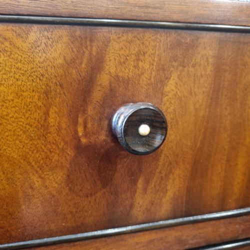 A 1930S MAHOGANY AND EBONY SIDEBOARD BY HEALS OF LONDON - ADDITIONAL PHOTO 6
