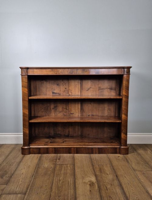 FINE PAIR OF WALNUT OPEN BOOKCASES CIRCA 1880 - ADDITIONAL PHOTO 5