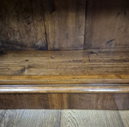 FINE PAIR OF WALNUT OPEN BOOKCASES CIRCA 1880 - ADDITIONAL PHOTO 15