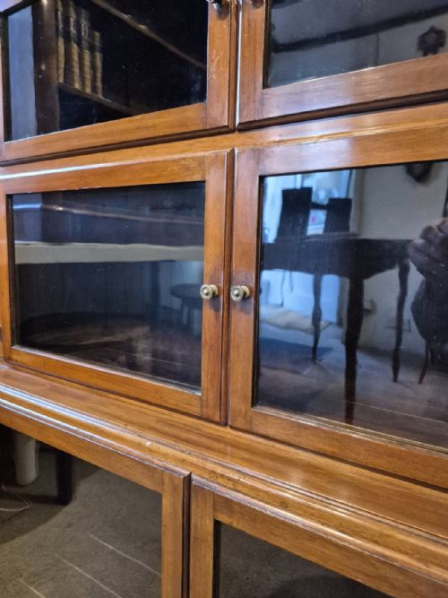 ANTIQUE MAHOGANY BOOKCASE BY MINTY OF OXFORD - ADDITIONAL PHOTO 3