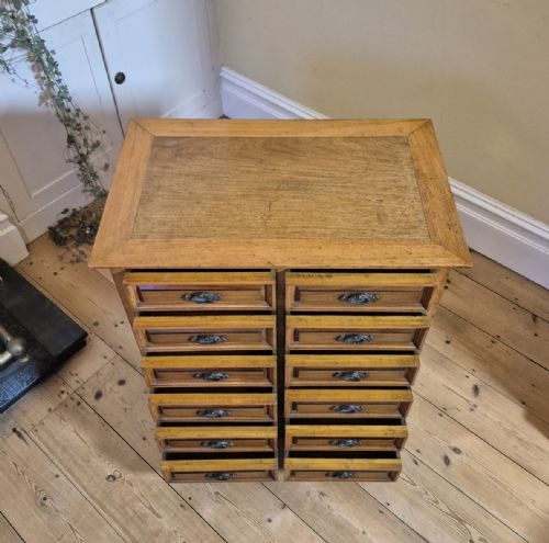 LATE 19TH CENTURY COLLECTORS CHEST IN WALNUT SATIN BIRCH - ADDITIONAL PHOTO 6