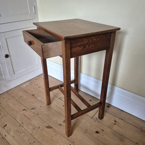 AN OAK SINGLE DRAWER TABLE IN THE MANNER OF HUBERT SIMPSON OF KENDAL - ADDITIONAL PHOTO 6