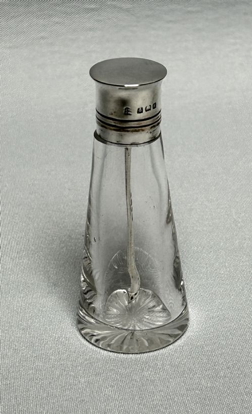 A Rare Hukin & Heath 3 Part Silver Mounted Cayenne Bottle