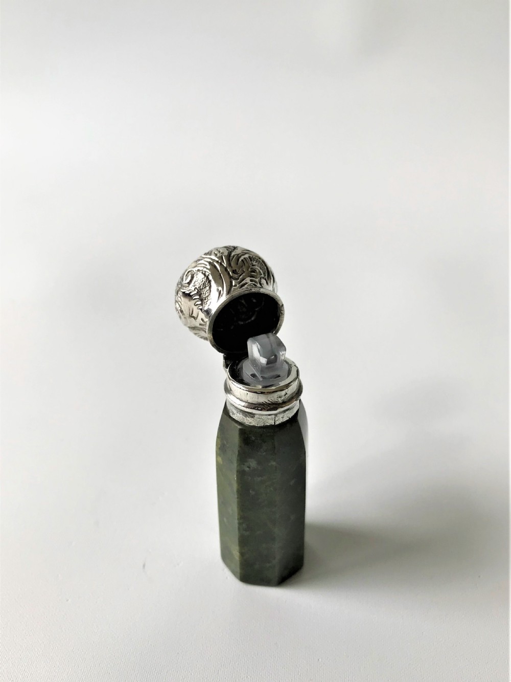 A rare Victorian silver & moss agate scent bottle View V