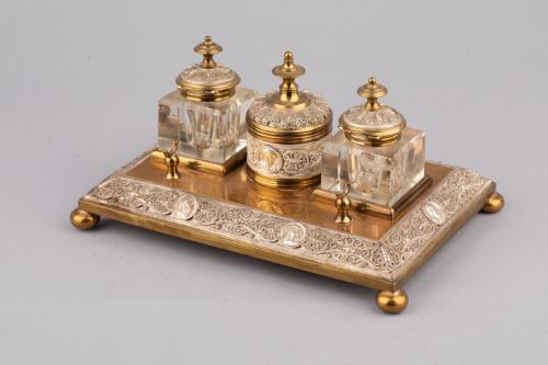 ANTIQUE DESK SET INCLUDING INKWELLS PEN STAND CANDLESTICKS AND VASES FRENCH C 1890 - ADDITIONAL PHOTO 2