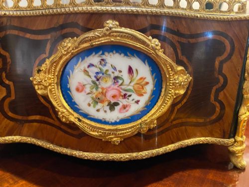 19TH CENTURY FRENCH PARQUETRY TABLE TOP JARDINIERE PLANTER WITH ORMOLU MOUNTS C 1880 - ADDITIONAL PHOTO 6