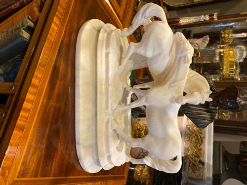 ALABASTER GROUP OF ARABIAN HORSES L'ACCOLADE AFTER J P MENE CIRCA 1900 - ADDITIONAL PHOTO 12
