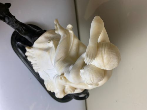 ALABASTER BRONZE SCULPTURE OF COUPLE SEATED ON A CAMEL ITALIAN ALBERTO SACCARDI C 1920S - ADDITIONAL PHOTO 9
