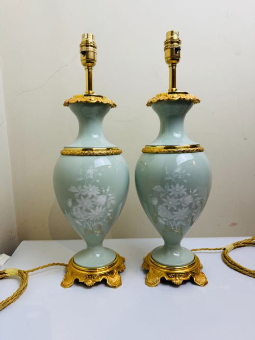 PAIR OF LATE 19TH CENTURY PATE SUR PATE PORCELAIN LAMPS FRENCH CIRCA 1890 - ADDITIONAL PHOTO 8